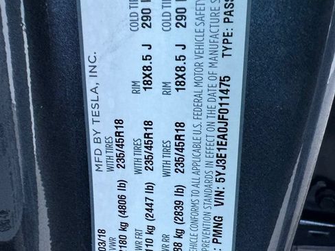 Used 2018 Tesla Model 3 Mid Range RWD image 25