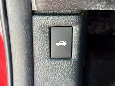 Used 2023 Honda Accord EX image 18