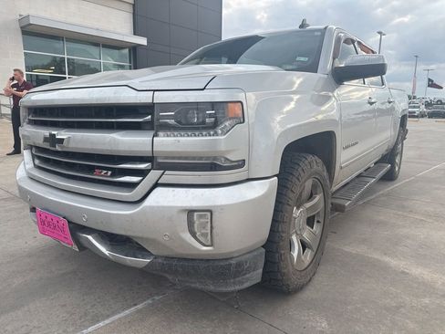 Used 2017 Chevrolet Silverado 1500 LTZ Z71 w/ LTZ Plus Package image 3