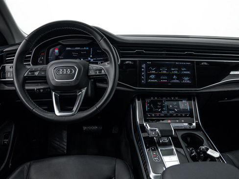 Used 2023 Audi Q8 Prestige w/ Prestige Package AWD/4WD image 21