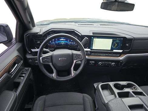 Used 2023 Chevrolet Silverado 1500 RST w/ LPO, Dark Essentials Package image 7