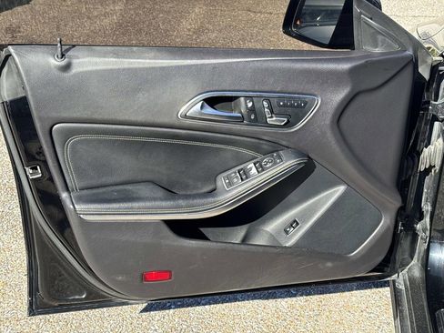 Used 2018 Mercedes-Benz CLA 250 image 19
