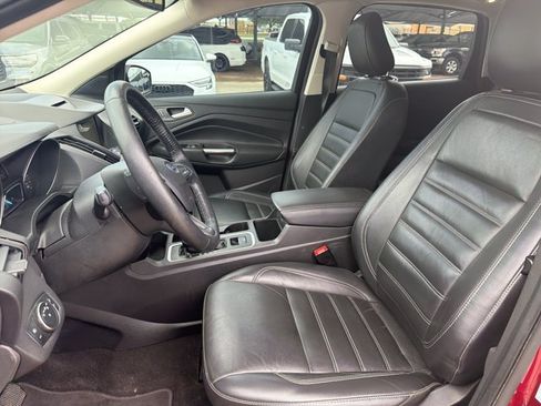 Used 2018 Ford Escape Titanium AWD/4WD image 10