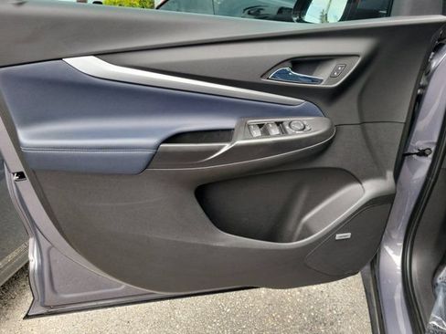 Used 2023 Chevrolet Bolt EUV Premier w/ Sun & Sound Package FWD image 15