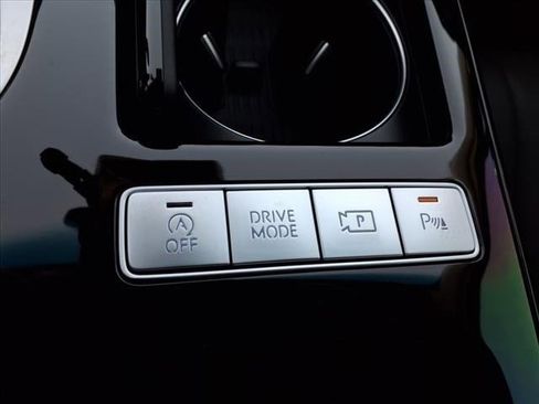 New 2025 Genesis G80 2.5T image 9