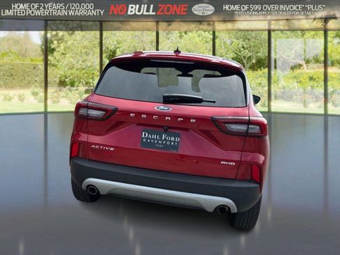 Certified 2023 Ford Escape Active w/ Tech Pack #2 AWD/4WD image 4