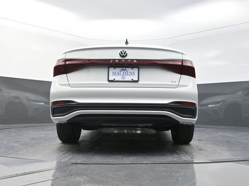 New 2026 Volkswagen Jetta SE FWD image 26