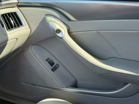 Used 2014 Cadillac CTS Coupe RWD image 23
