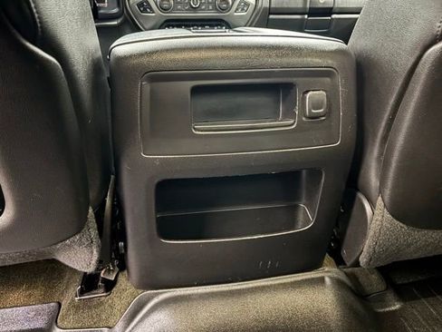 Used 2015 Chevrolet Silverado 1500 LTZ Z71 w/ LTZ Plus Package AWD/4WD image 11