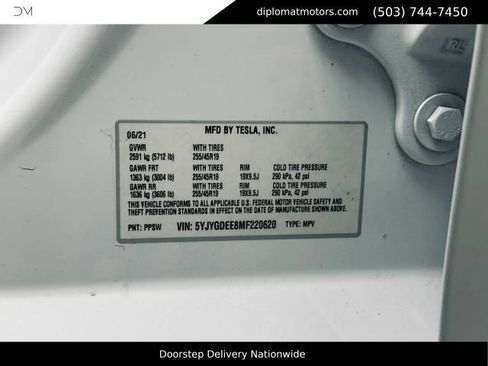 Used 2021 Tesla Model Y Long Range AWD/4WD image 43