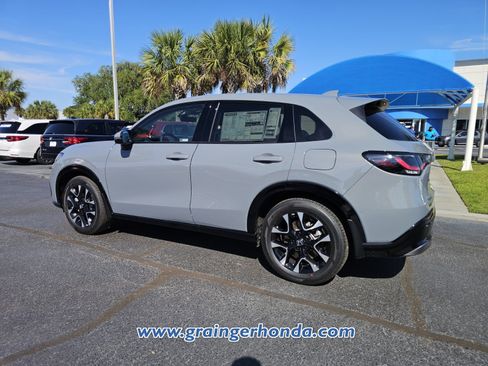 New 2026 Honda HR-V EX-L image 3