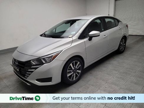 Used 2024 Nissan Versa SV FWD image 1