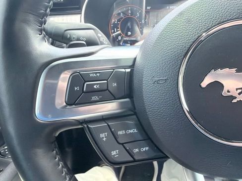 Used 2022 Ford Mustang Mach 1 w/ Mach 1 Handling Package RWD image 16