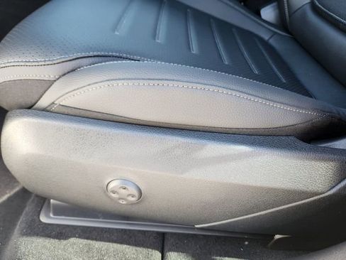 New 2026 Mercedes-Benz GLC 300 4MATIC image 9