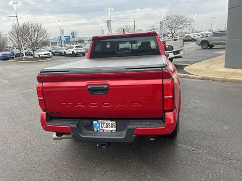 Used 2024 Toyota Tacoma TRD Sport image 16