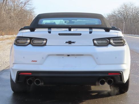 Used 2020 Chevrolet Camaro SS image 17
