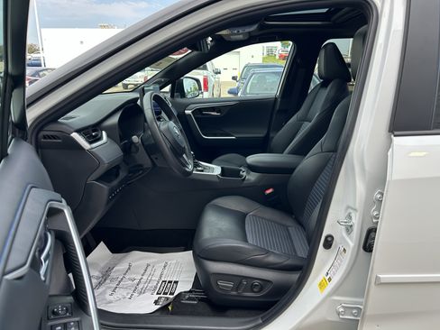 Certified 2023 Toyota RAV4 XSE AWD/4WD image 13