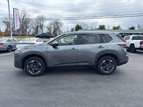 Certified 2025 Nissan Rogue SV AWD/4WD image 8