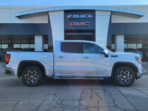 New 2026 GMC Sierra 1500 SLT w/ SLT Premium Plus Package image 3