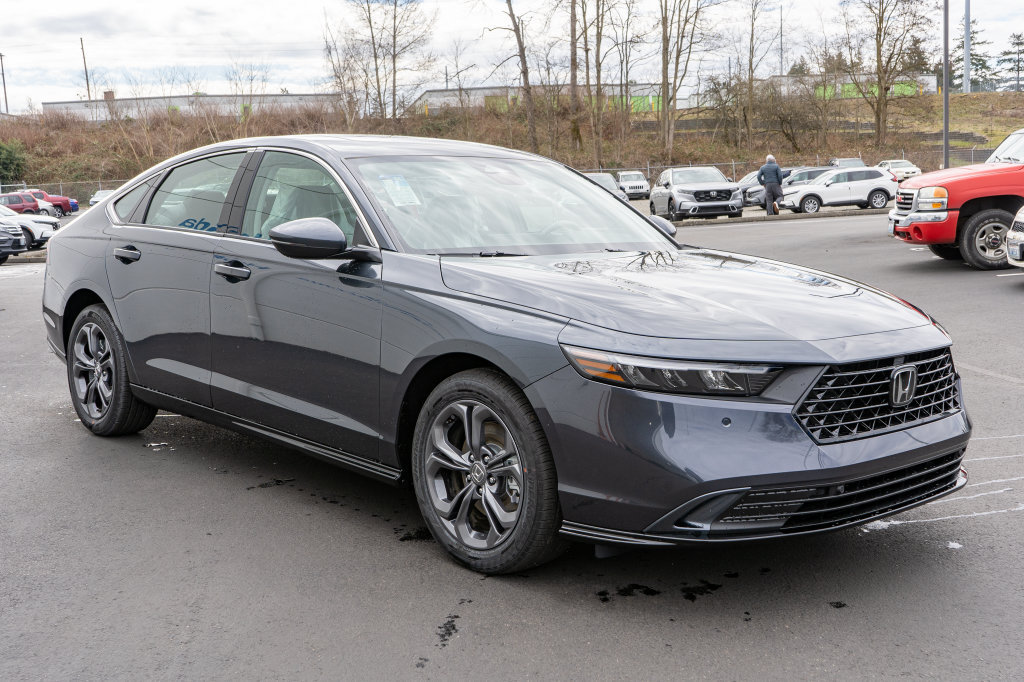 New 2026 Honda Accord EX-L image 4