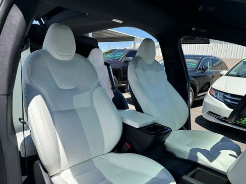 Used 2020 Tesla Model X Long Range AWD/4WD image 19