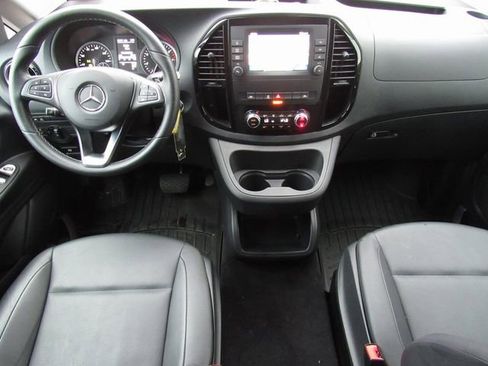 Used 2023 Mercedes-Benz Metris Passenger image 28