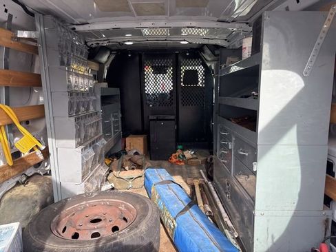 Used 2019 Ford Transit 250 130 Low Roof w/ Exterior Upgrade Package image 4