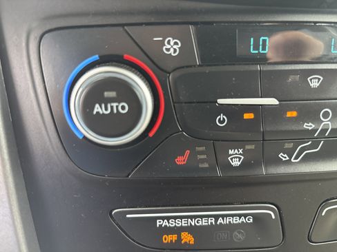 Used 2018 Ford Escape SE AWD/4WD image 30