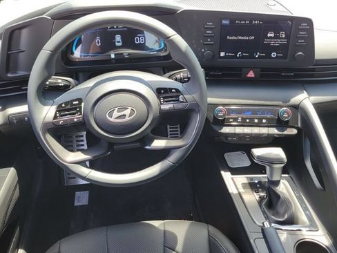 New 2026 Hyundai Elantra SEL Sport FWD image 6