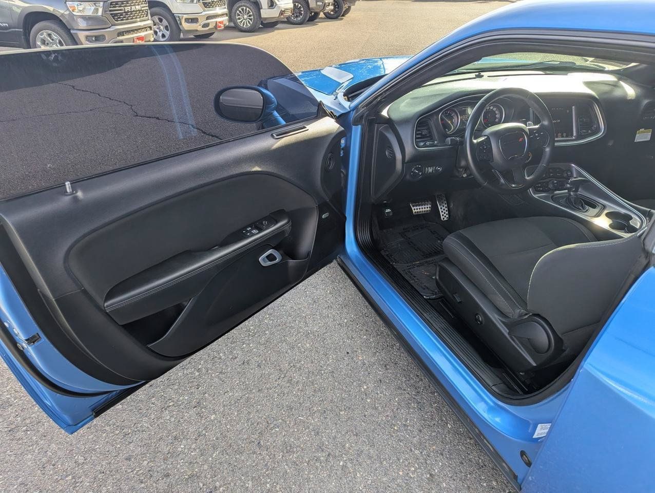Used 2016 Dodge Challenger R/T Scat Pack RWD image 9