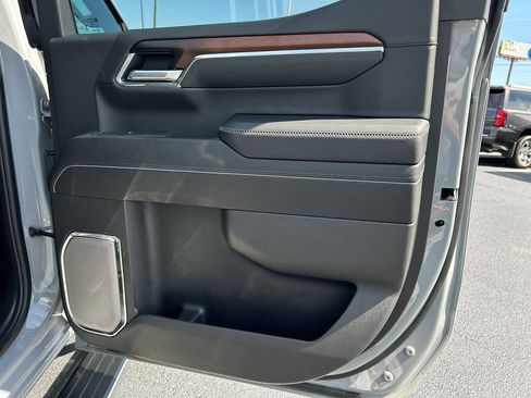 Used 2025 GMC Sierra 1500 Denali w/ Denali Reserve Package image 30