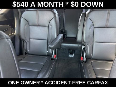 Used 2023 Chevrolet Traverse RS AWD/4WD image 28