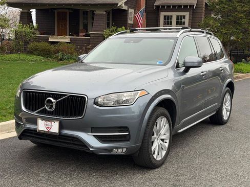 Used 2016 Volvo XC90 T6 Momentum AWD/4WD image 4