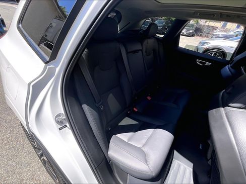 Used 2024 Volvo XC60 B5 Plus w/ Protection Package Premier AWD/4WD image 26