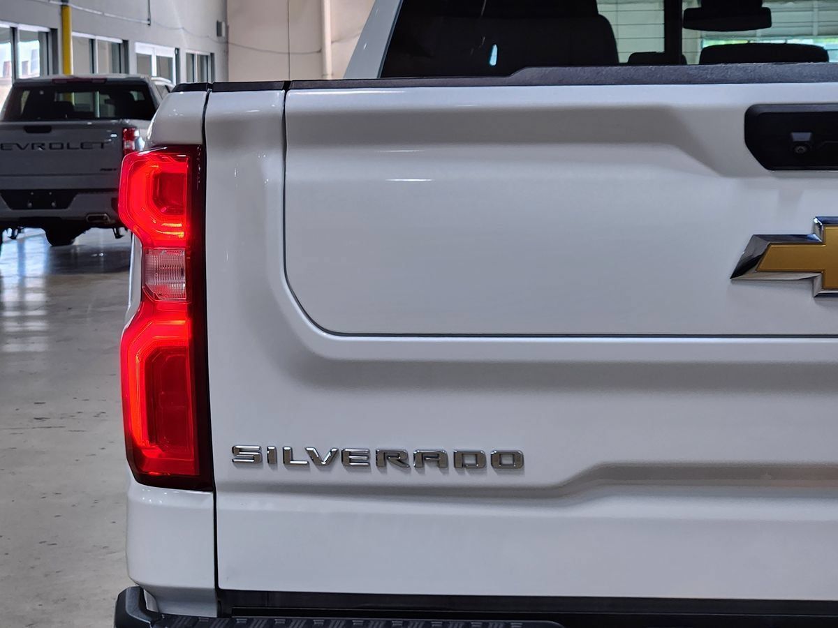 Used 2022 Chevrolet Silverado 1500 LTZ AWD/4WD image 20