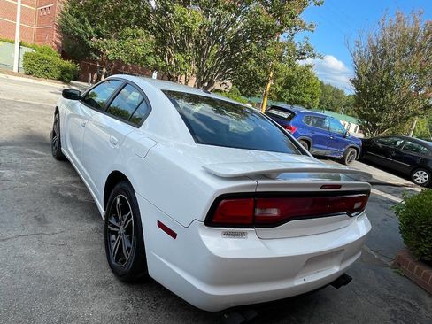 Used 2014 Dodge Charger R/T image 4