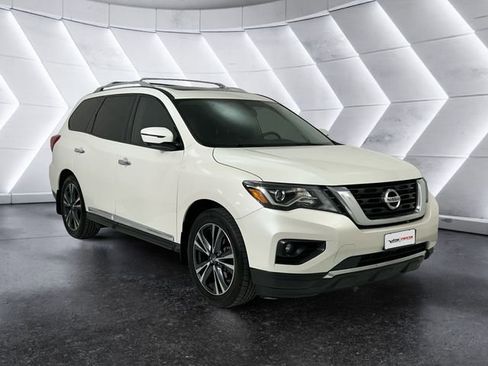 Used 2019 Nissan Pathfinder Platinum w/ Cargo Package FWD image 1