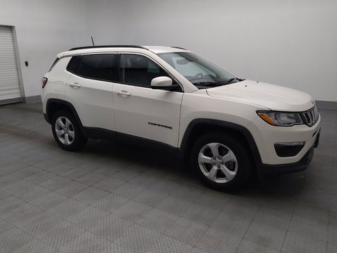 Used 2018 Jeep Compass Latitude AWD/4WD image 11
