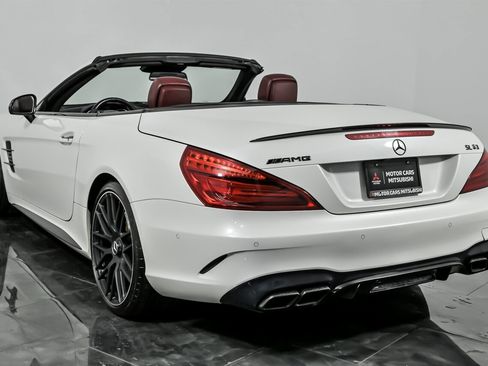 Used 2018 Mercedes-Benz SL 63 AMG image 10
