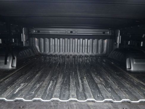 Used 2024 Chevrolet Silverado 1500 LT AWD/4WD image 30