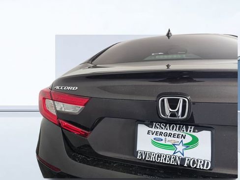 Used 2018 Honda Accord EX-L image 16