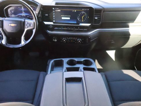 Used 2023 Chevrolet Silverado 1500 LT image 31