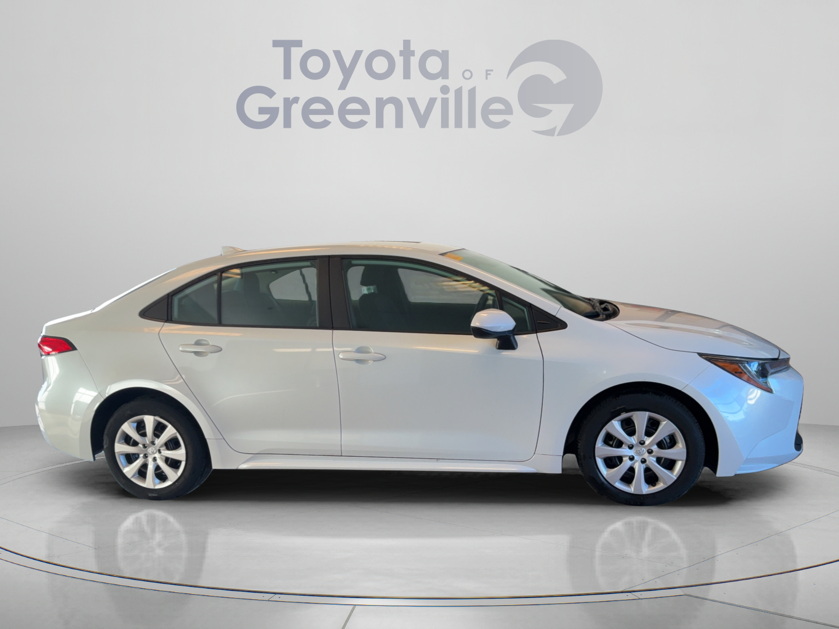 Certified 2024 Toyota Corolla LE FWD image 7