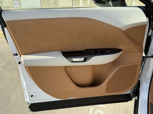 New 2026 Lexus RZ 350e 2WD image 16