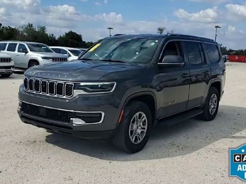 Used 2022 Jeep Wagoneer Series I w/ Convenience Group I image 3