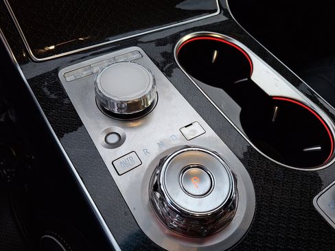 Certified 2025 Genesis GV80 3.5T e-SC image 22