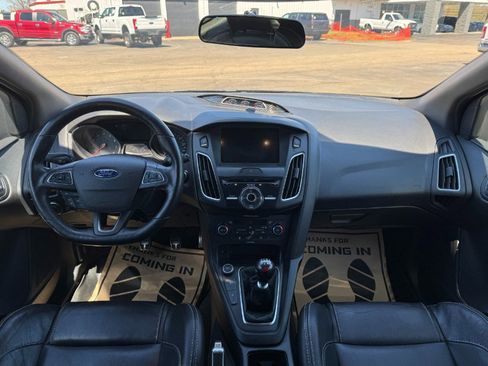 Used 2016 Ford Focus ST w/ Equipment Group 401A image 20