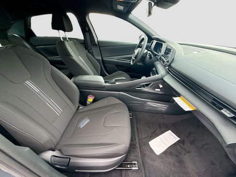 New 2026 Hyundai Elantra Sport FWD image 20