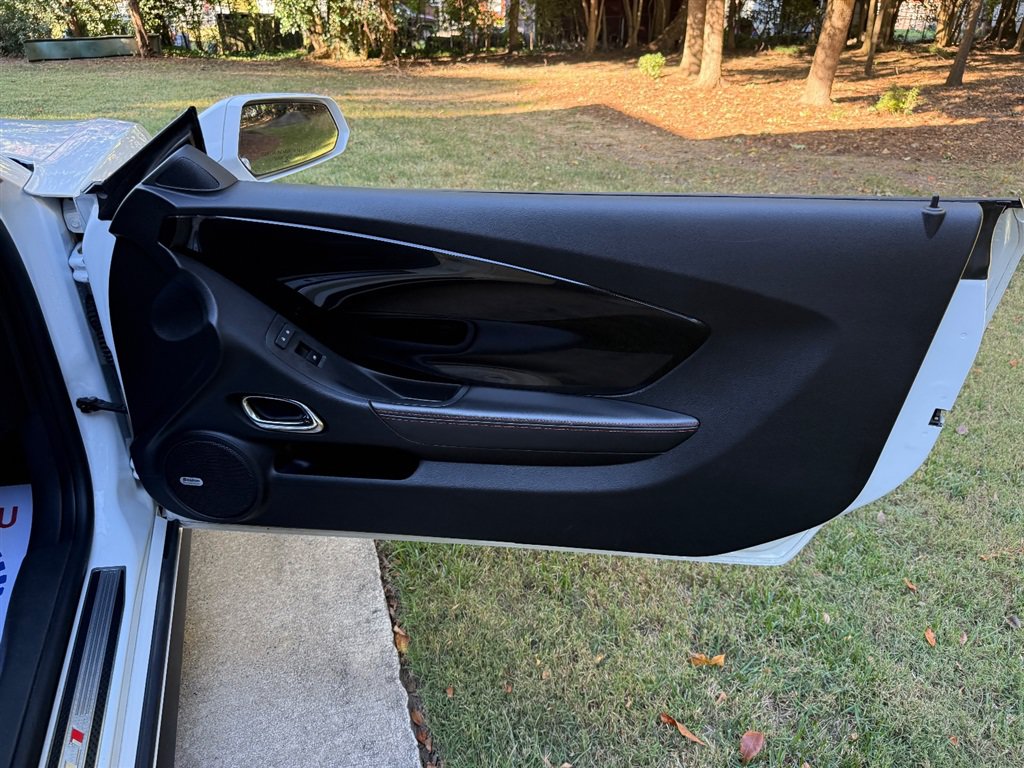 Used 2015 Chevrolet Camaro ZL1 RWD image 53