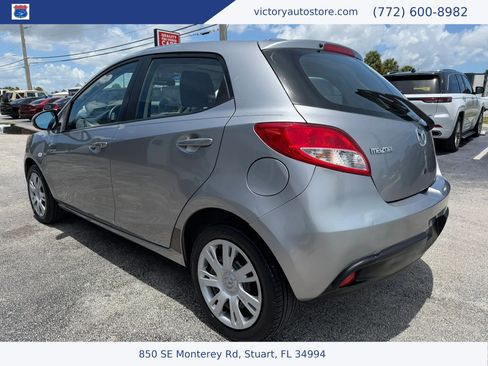 Used 2012 MAZDA MAZDA2 Sport FWD image 5